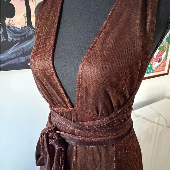 ELLA BELLA X HIRIE STAGE DRESS - Picture 3 of 5